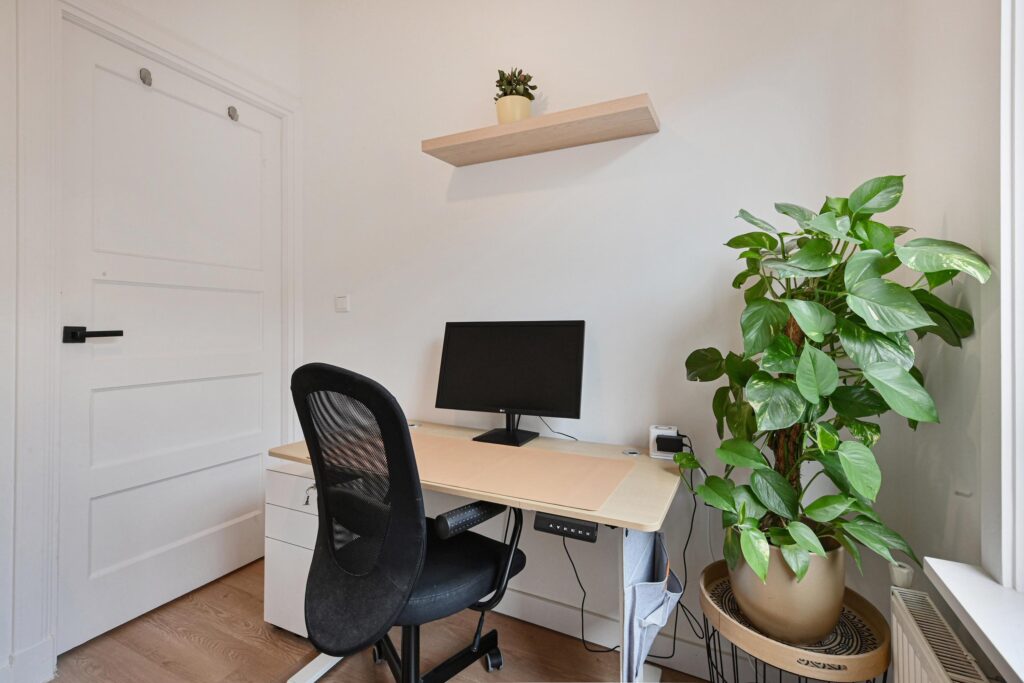 Woning te koop: Usselincxstraat 93,'S-GRAVENHAGE, 'S-Gravenhage