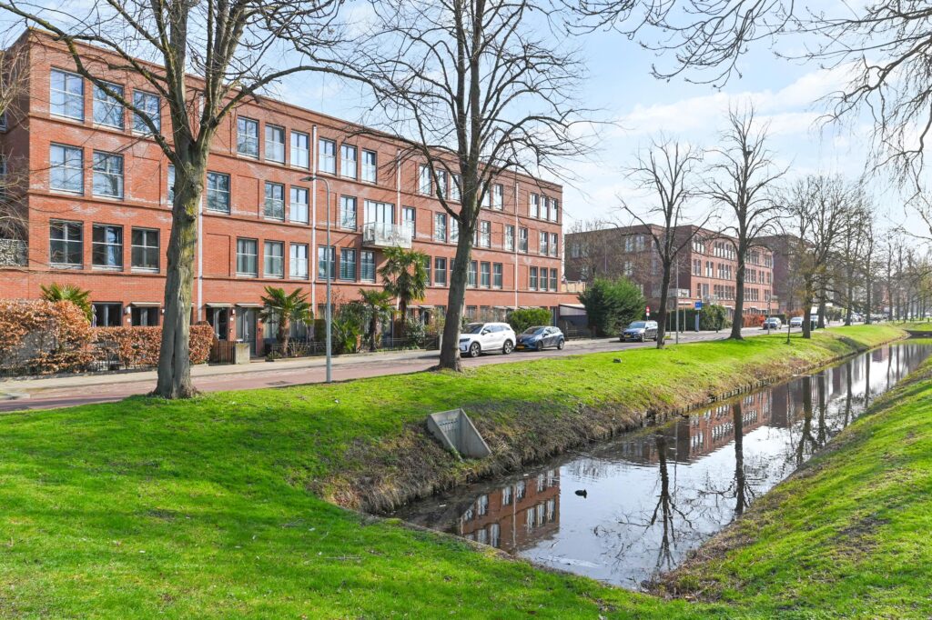 Hoogeveenlaan 2E